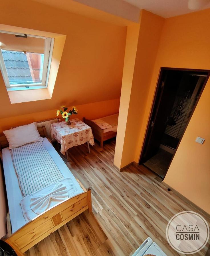 Hotel Casa Cosmin Cincu Esterno foto